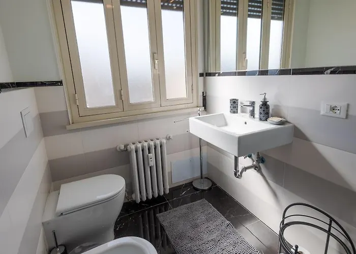 Style134 50 Meters From Metro A Lucio Sestio Station Apartment Rom