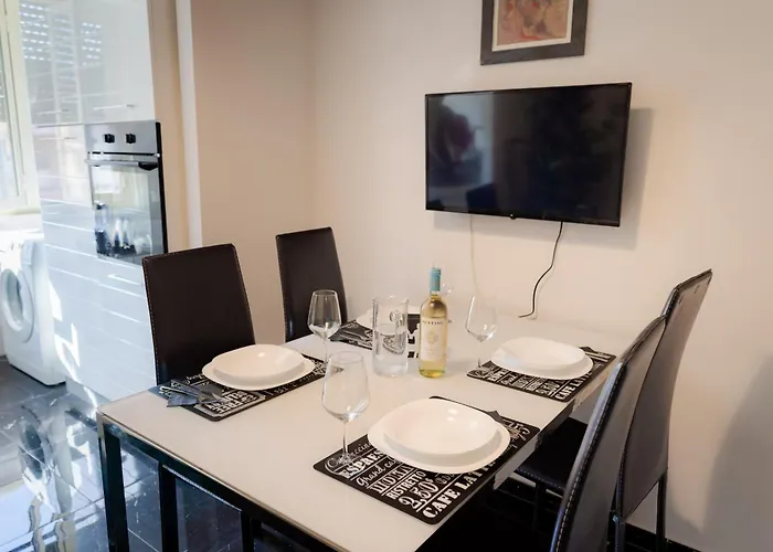 Style134 50 Meters From Metro A Lucio Sestio Station
